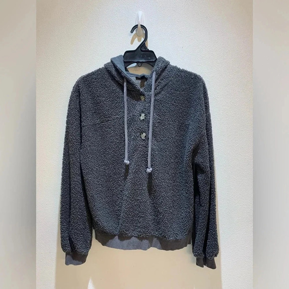 Current Air Anthropologie Women's Teddy Bear Fuzzy Pullover Sweatshirt Size M - Picture 2 of 9